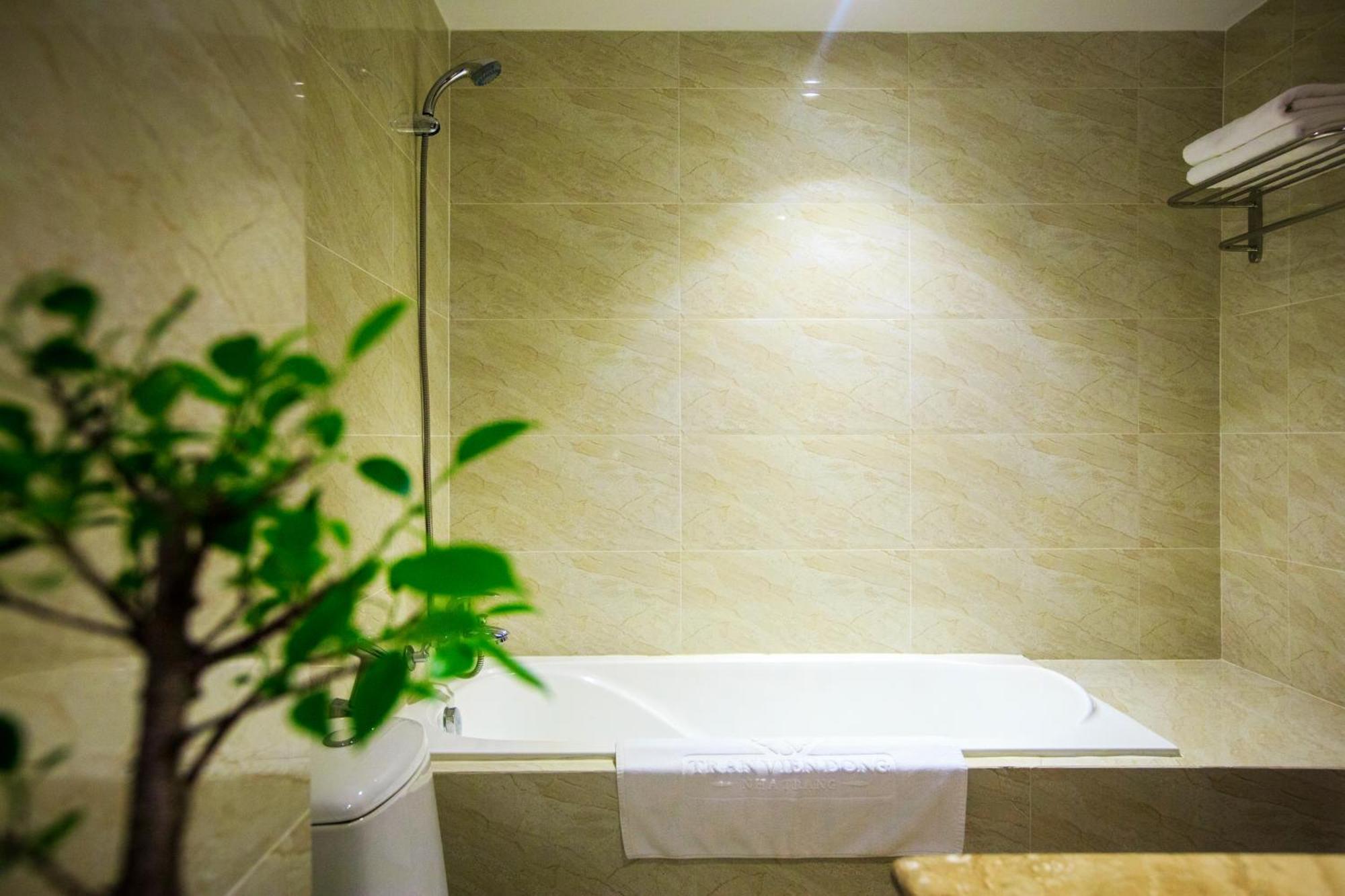 Tran Vien Dong Hotel Нячанг Екстер'єр фото