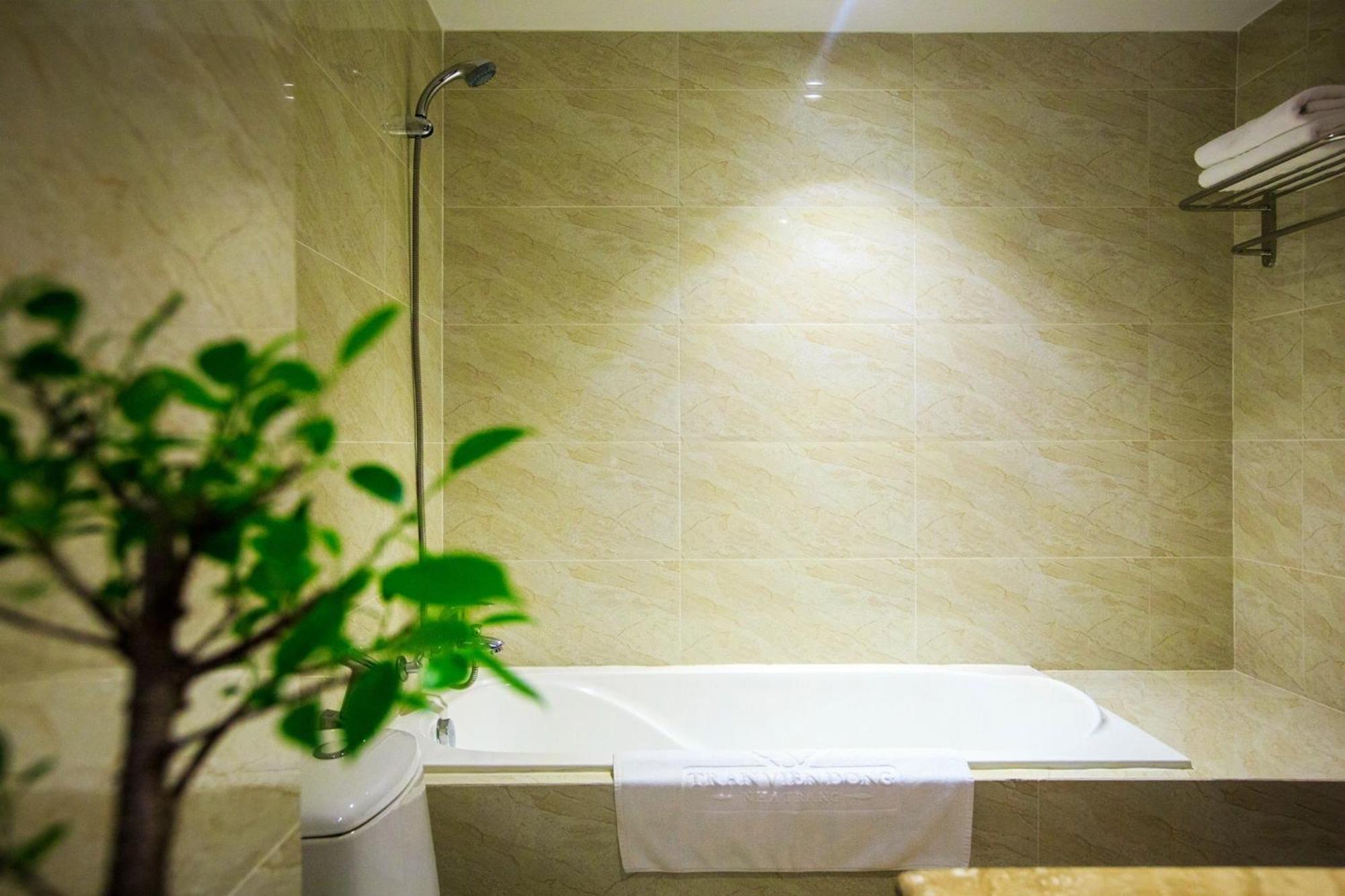 Tran Vien Dong Hotel Нячанг Екстер'єр фото